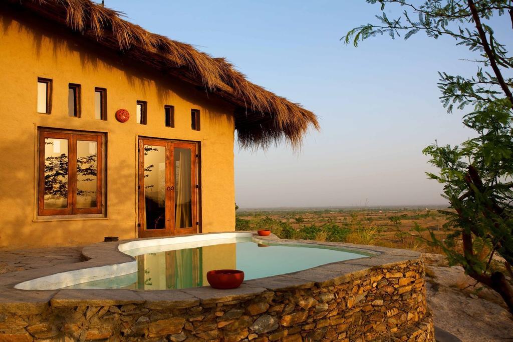 Brij Lakshman Sagar, Pali - Small Luxury Hotels Of The World Raipur  Rum bild
