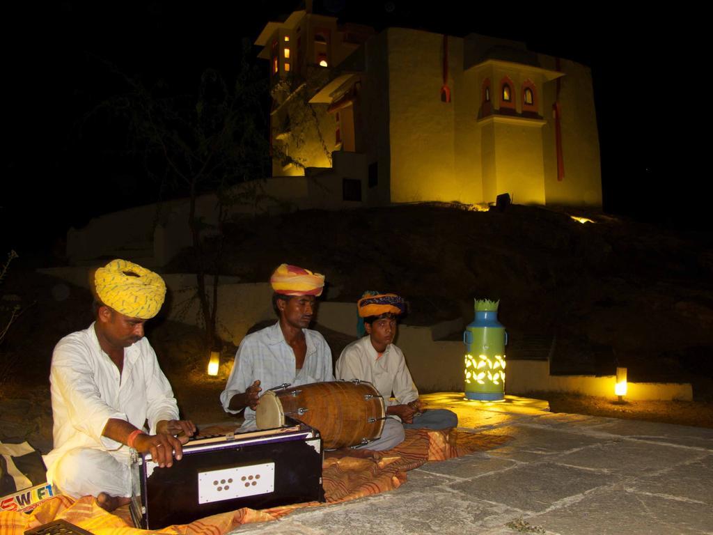 Brij Lakshman Sagar, Pali - Small Luxury Hotels Of The World Raipur  Exteriör bild